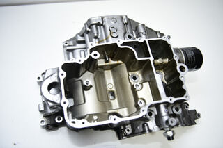 2018 2019 Honda CRF1000 Africa Twin carter inferior motor 11000-MKK-D01