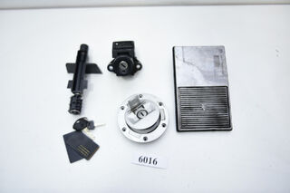 BMW K1300S K40 IGNITION GAS CAP SEAT LOCK ECU KEY SET ECU ECM 61357720223
