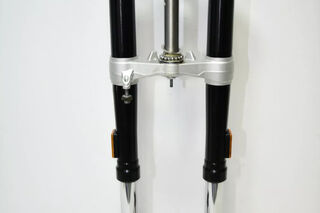 OEM BMW F900R suspensie furcă față + cleme triple