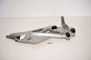 Ducati Multistrada 620 2005 2006 2007 dreapta FOOTREST peg HANGER suport de montare