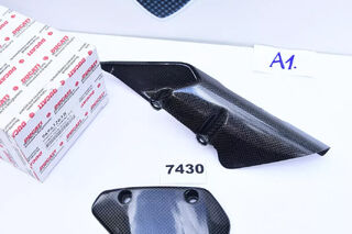Ducati PERFORMANCE CARBON Protecție lanț pentru MULTISTRADA HYPERMOTARD 96963203B