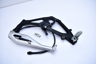 Scarita stanga cu suport  , schimbator de viteze si cric lateral pentru Ducati Panigale V4 2018-2024