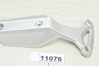 Suport Prindere Dreapta Aripa Aparatoare Roata Fata BMW RnineT 2017 - 2024