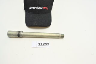 Ax Roata Fata Suzuki GSR750 2011 - 2016