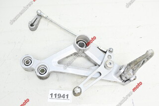 Suport Scarita Fata Stanga Cu Pedala Schimbator Aprilia RS 457 2024 - 2026