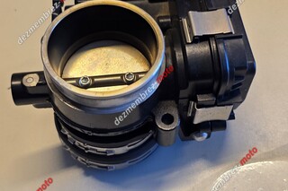 Rampa admisie injectie BMW R1200R R1200GS 2013 2019 corp clapete