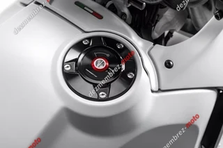 Capac Buson Rezervor Benzina Ducati By Rizoma Ducati Desert X